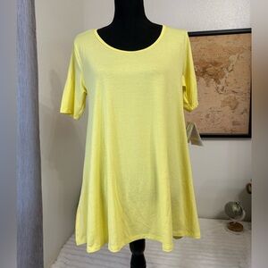 Lularoe Perfect T tee shirt size xs